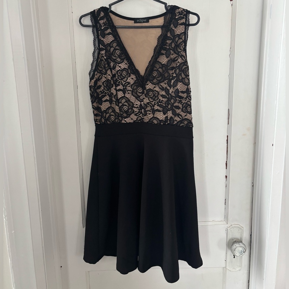 Eclipse Lace Bodice Sleeveless Dress – Black/Tan – Size L